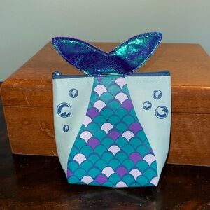 Grest condition Thirty-One Mermaid Tail Cool Zip Snacker Bag